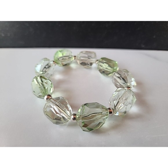 Vintage Green And Clear Beaded Stretchy Plastic Bracelet - Picture 5 of 10